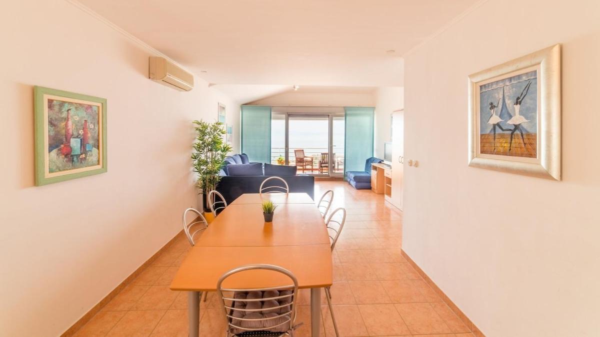 M Duplex Apartments Split Luaran gambar
